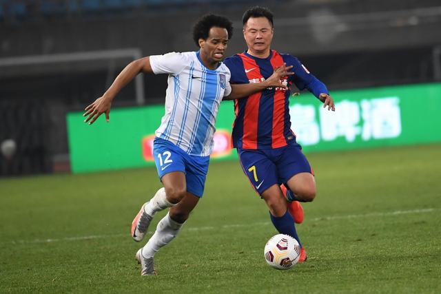 第215期亚洲字母哥？他已比易建联更强！