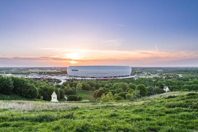 西多夫之子在昨日被丰塞卡征调 跟米兰一线队训练